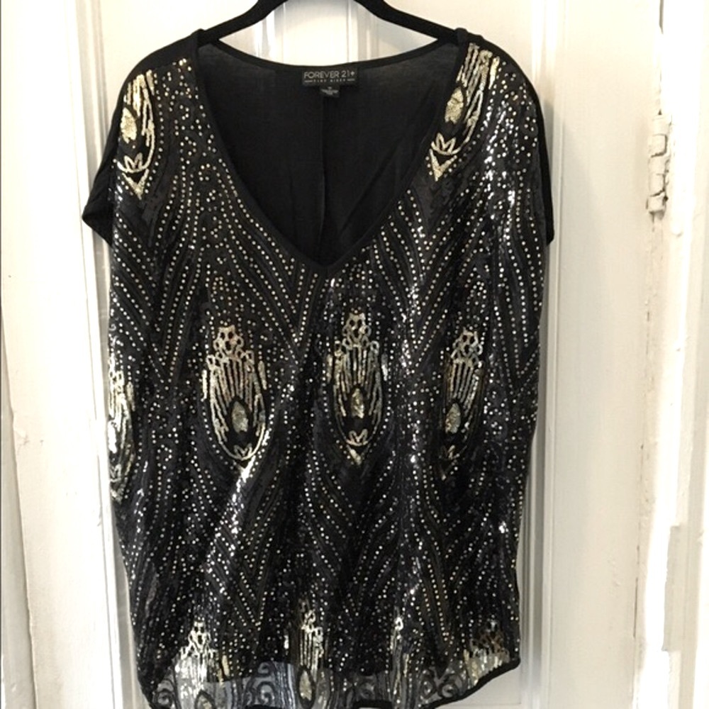 Forever 21+ trendy peacock sequin top